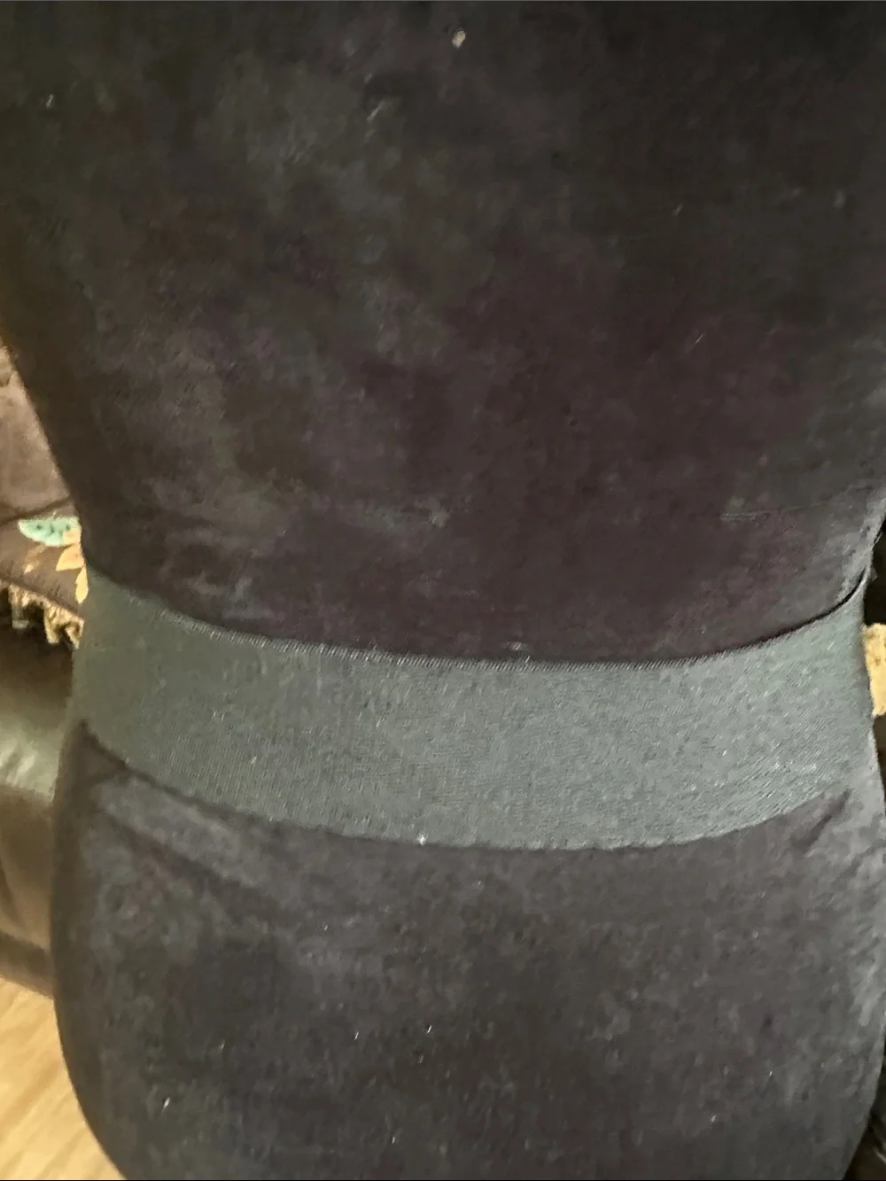Elastic Waist Belt with Textured Hex Buckle - Black